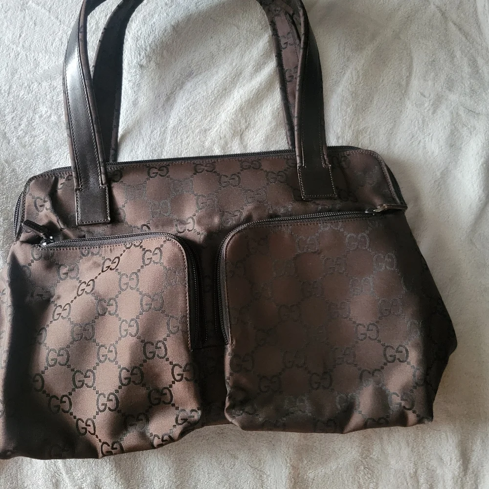 Purse - Picture 1 of 7